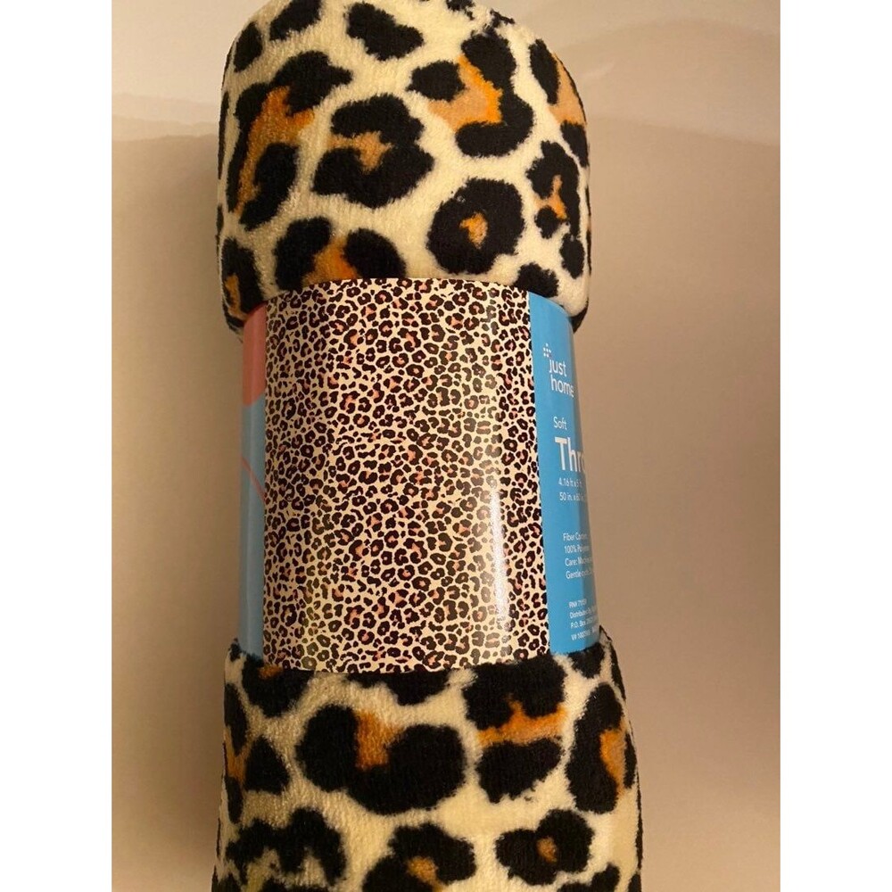 Leopard Print Throw 50” x 60” - Picture 4 of 4
